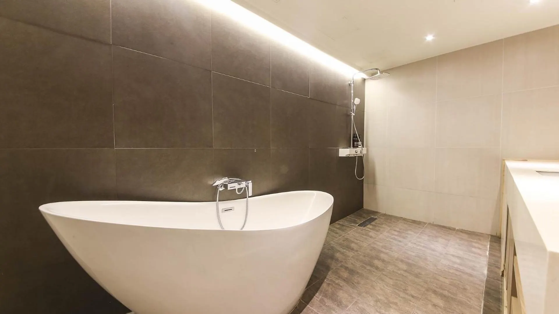 **  Hotel Yaja Sasang Terminal Busan South Korea