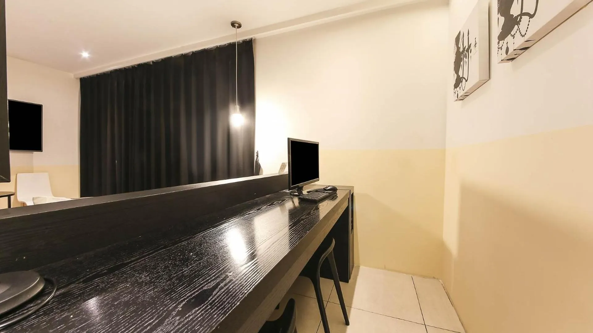 Hotel Yaja Sasang Terminal Busan 2*,